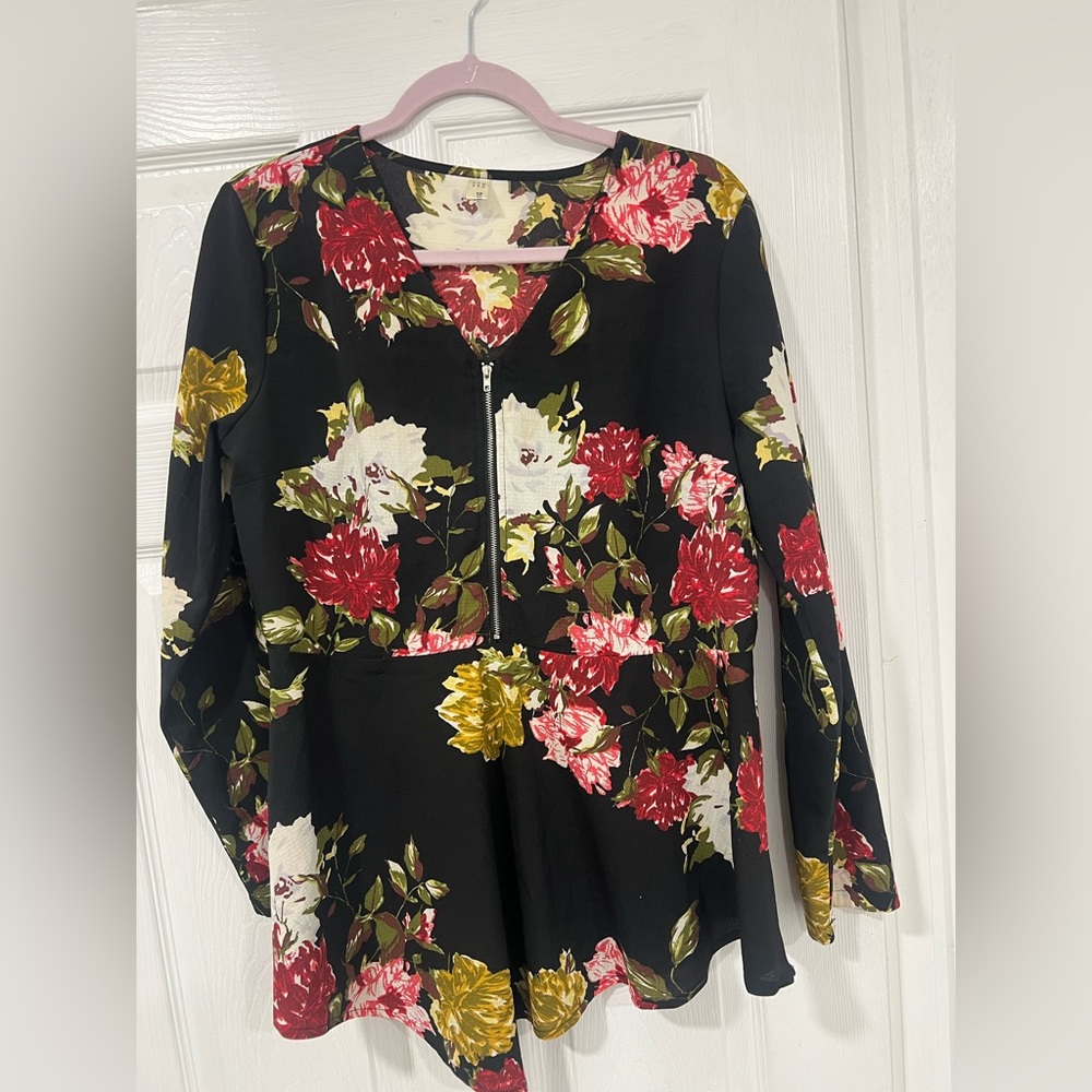 Rosegal Black Floral Peplum Top